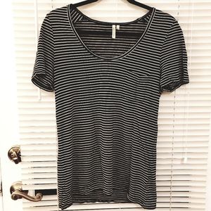Banana Republic Scoop Neck Striped Tee